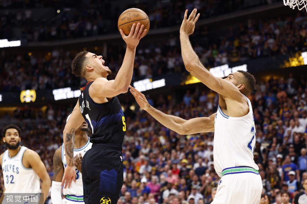 斯曾在艰难 斯曾在艰难